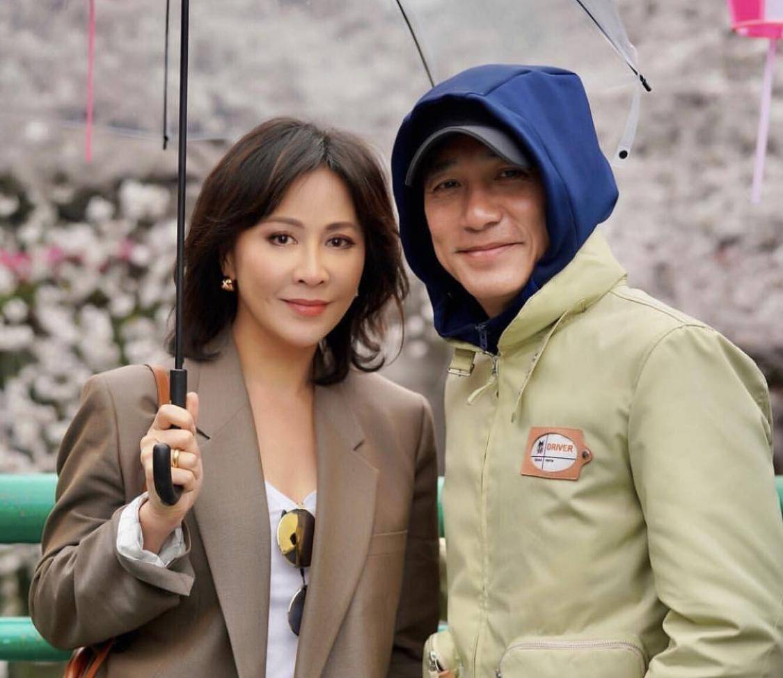 梁朝伟为刘嘉玲惊喜,刘嘉玲和梁朝伟爬山