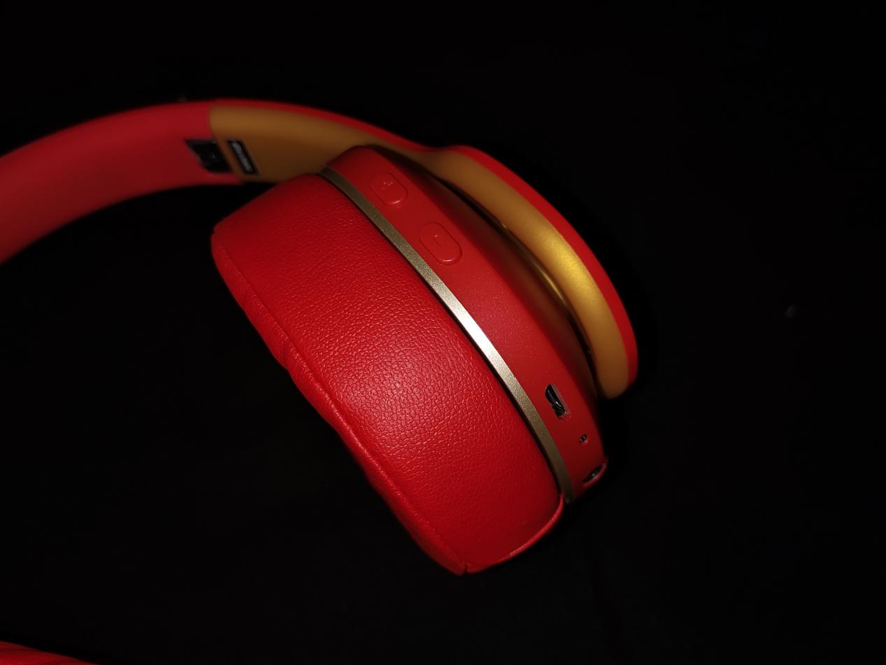 博米尼头戴降噪耳机测评,taotronics有线耳机