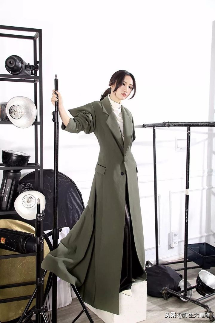 春天穿这些颜色真是美爆了,冬天穿这些颜色真的太美了