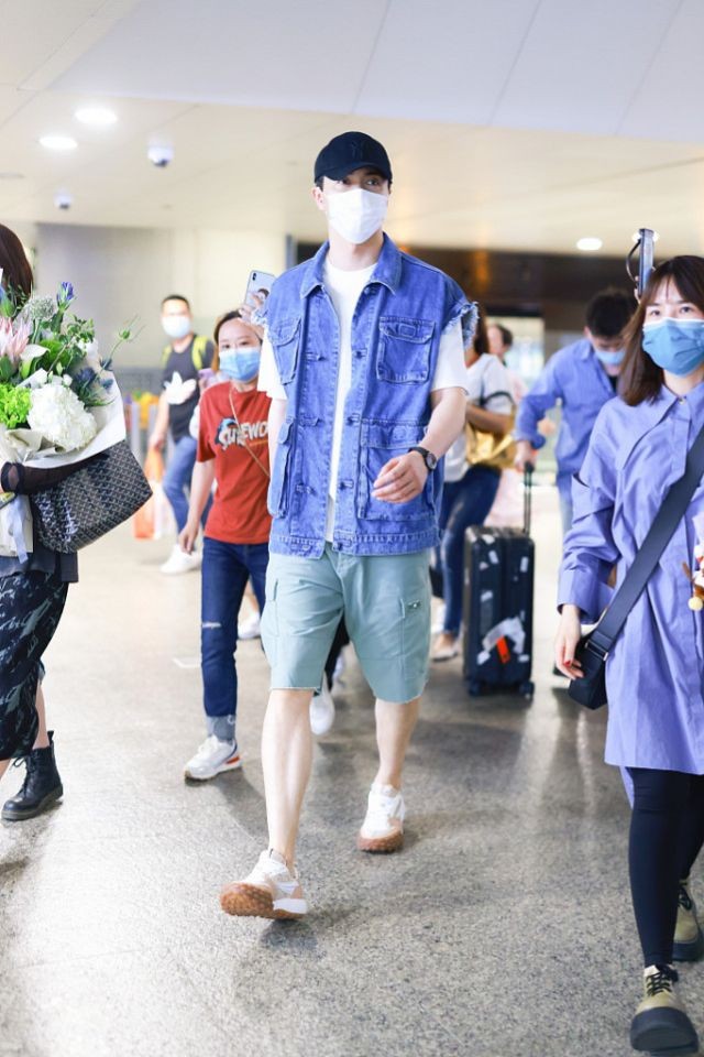 高伟光私服造型,高伟光酷帅风图片