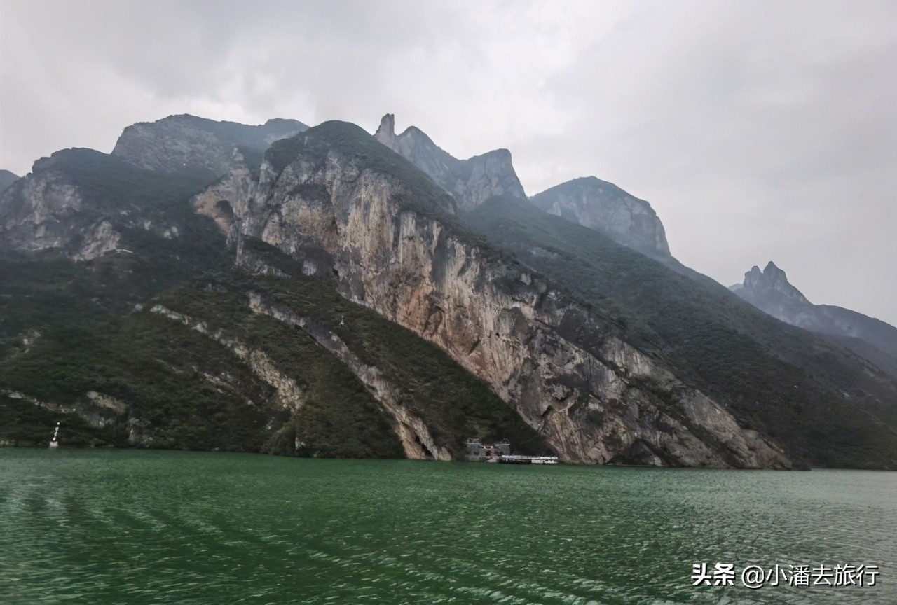 三峡豪华游轮6号是怎么样的,长江三峡黄金游轮6号线