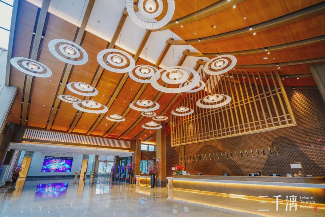 柳州周边迅速蹿红的江枫船屋别墅！天空之境简直美绝了