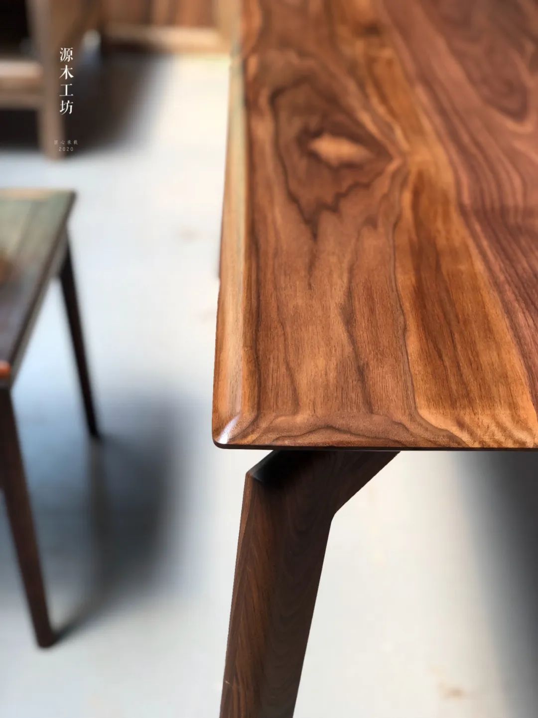 二十二年只做黑胡桃实木家具,140平全屋黑胡桃木实木家具多少钱