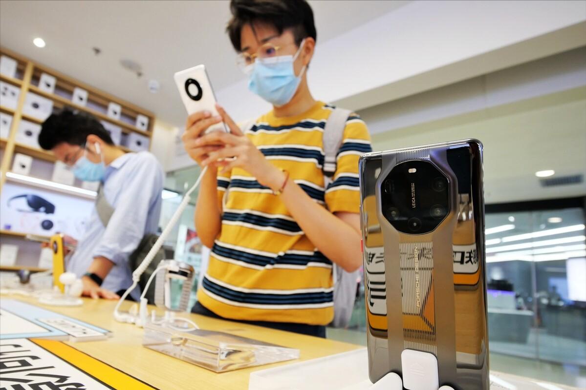 华为手机为什么没有华为标志,华为没有标huawei是华为手机吗