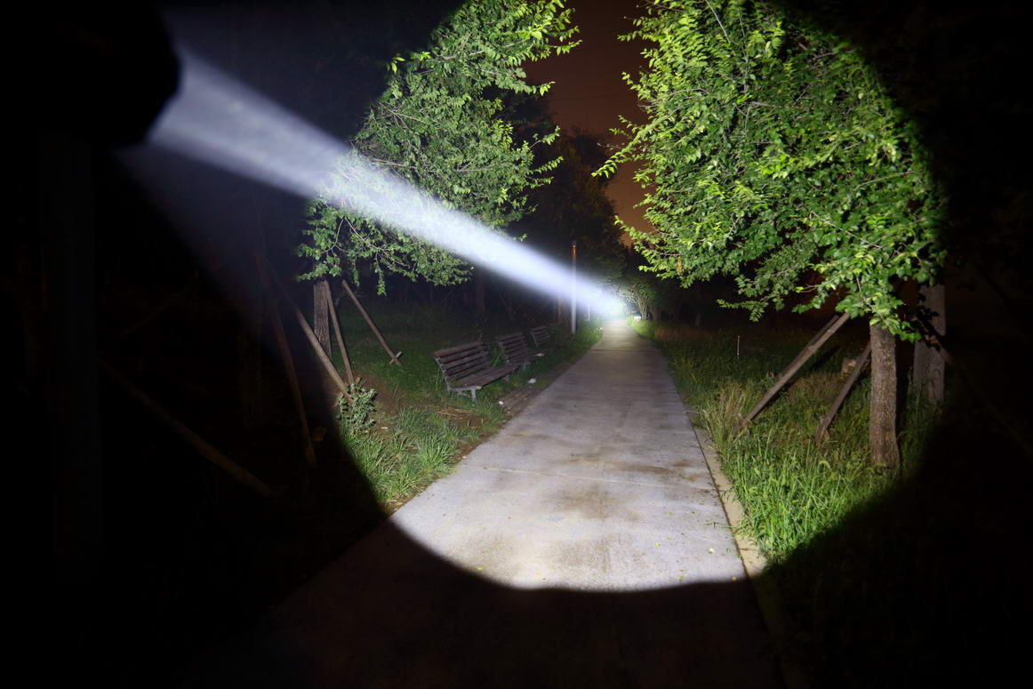 千米金箍棒OLIGHTWARRIOR武士XTurbo评测超级远射桶评测