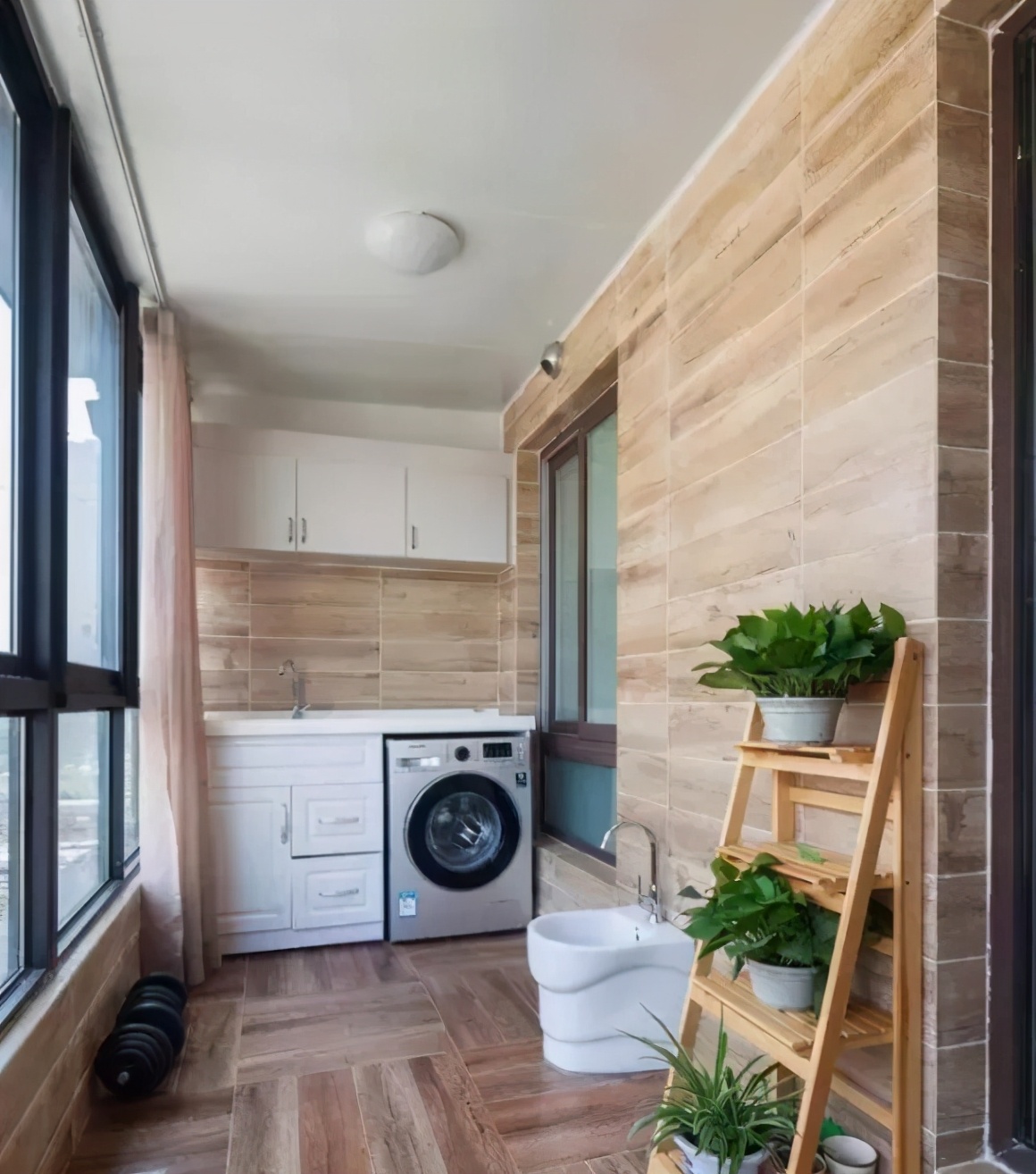 房价很贵每一平米都不能浪费,房价那么贵不要浪费面积