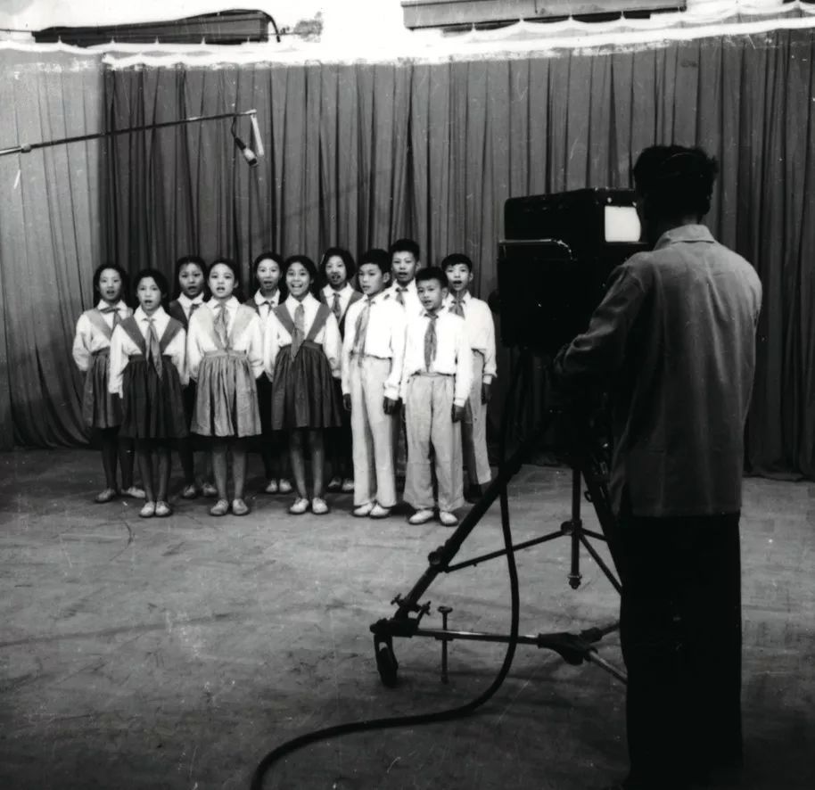 从新中国到现在发展历程,开创了中国电视改革的先河