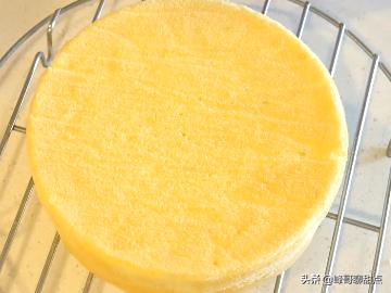 烘焙食谱，无糖戚风蛋糕的做法和制作方法，加入淡奶油味道会更好