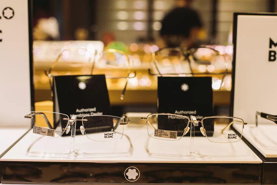 送镜框配镜,送镜框眼镜店