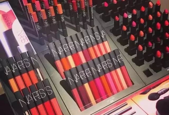 香港打卡暴走攻略,香港购物路线攻略2018