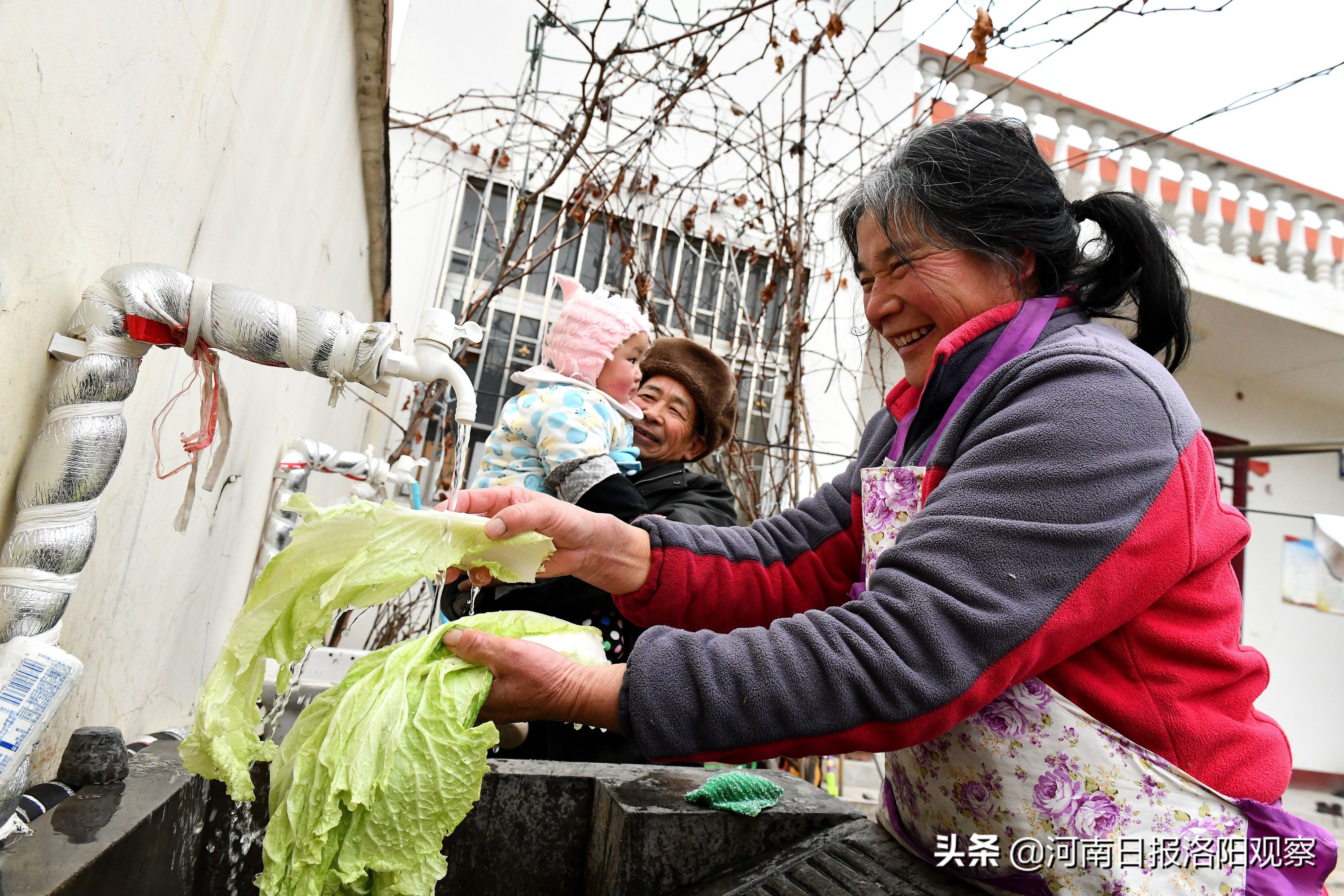 一个基层扶贫干部的感人事迹,扶贫干部的感人故事