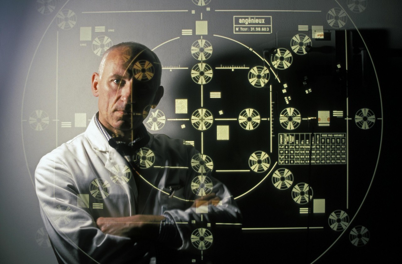 《信条》的灵感来源「庞贝古城的石板」|《信条》中的符号与隐喻