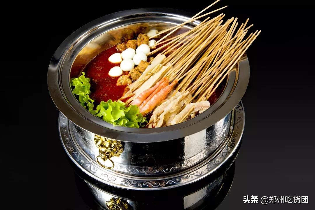 丹尼斯爆火视频,丹尼斯春节促销