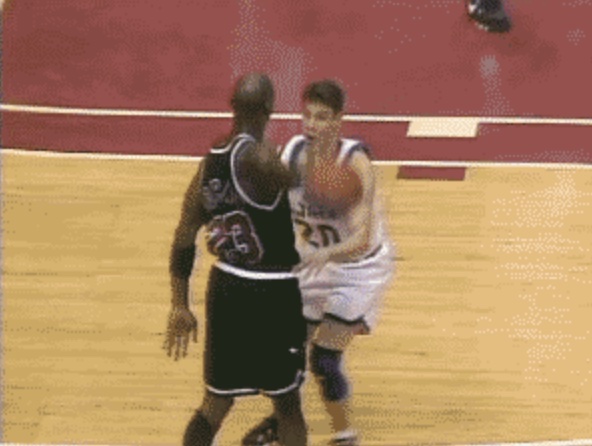 顶级球员触球次数少,顶级篮球球员手感