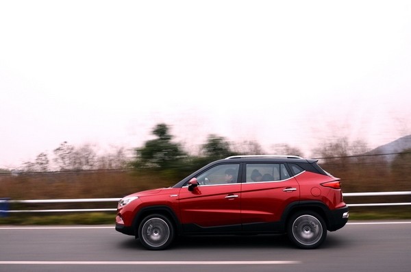 江淮瑞风s7手动挡怎么开,江淮瑞风咋开