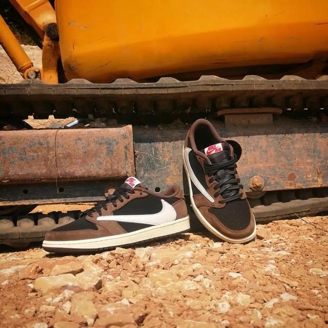 offwhitexaj1联名高帮篮球鞋,offwhiteaj1最低价多少