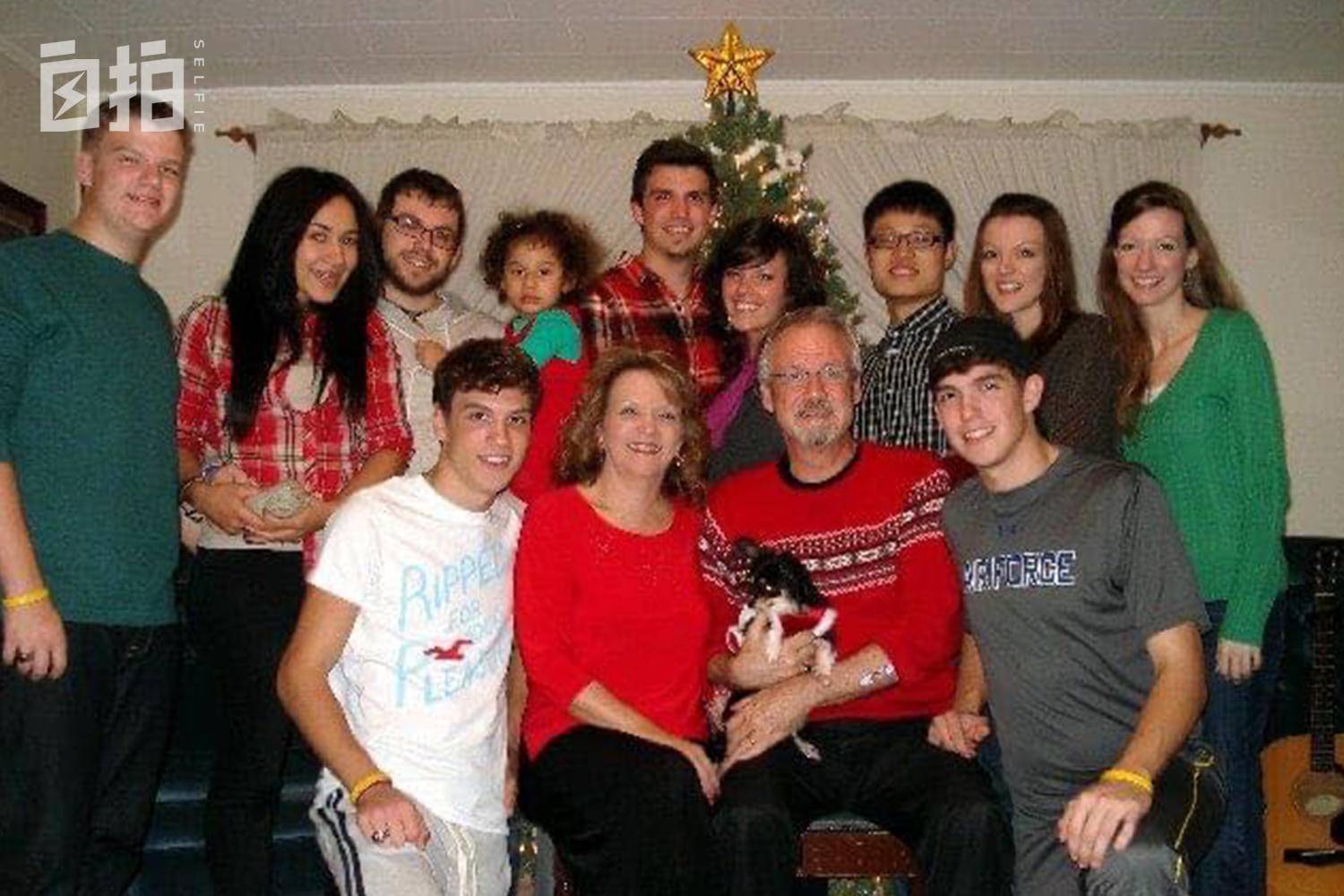 35岁中国小伙娶26岁美国妻子,八年前河南小伙娶大五岁美国妻子