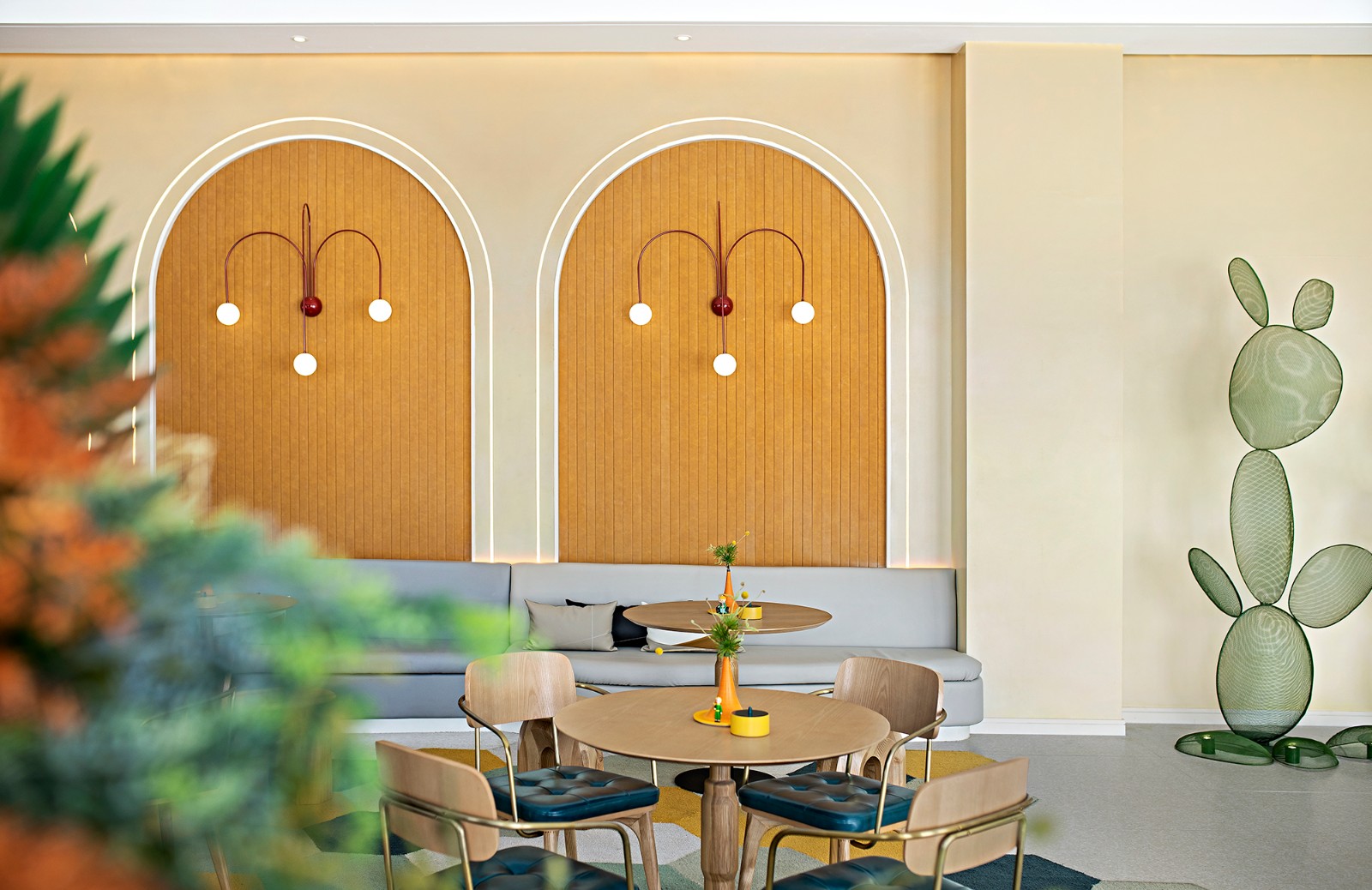 则灵艺术与厚夫设计哪个公司好,则灵艺术深圳有限公司怎么样