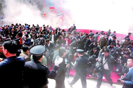 阿汤哥危险镜头,阿汤哥危险拍摄