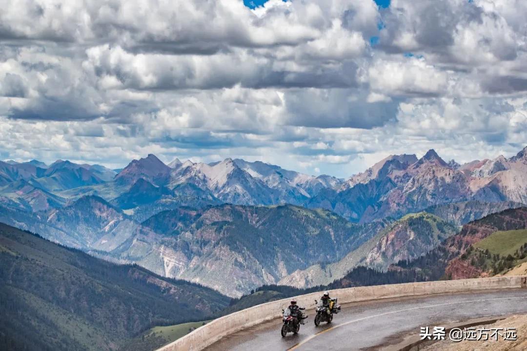 摩旅西藏带着一只狗遇见流浪狗,摩旅西藏路上的藏族同胞