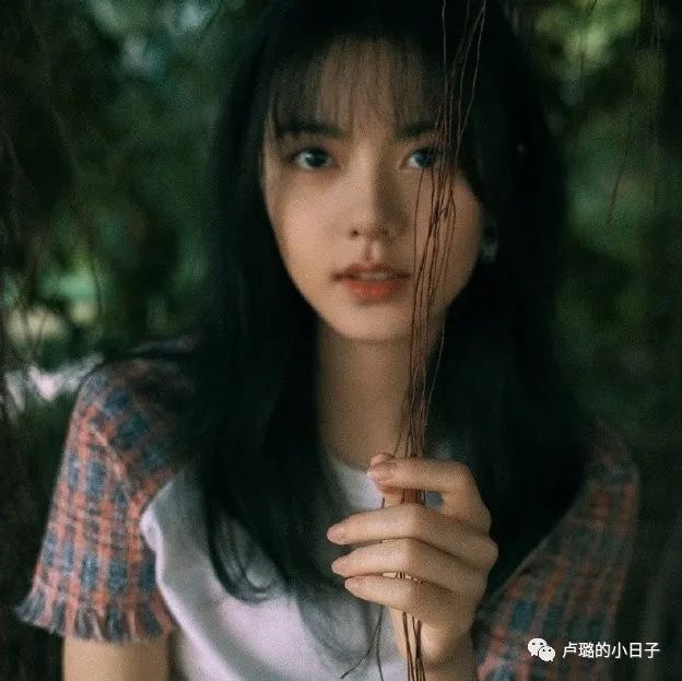 真正的法国女人,真正的巴黎女生冬天都在穿什么