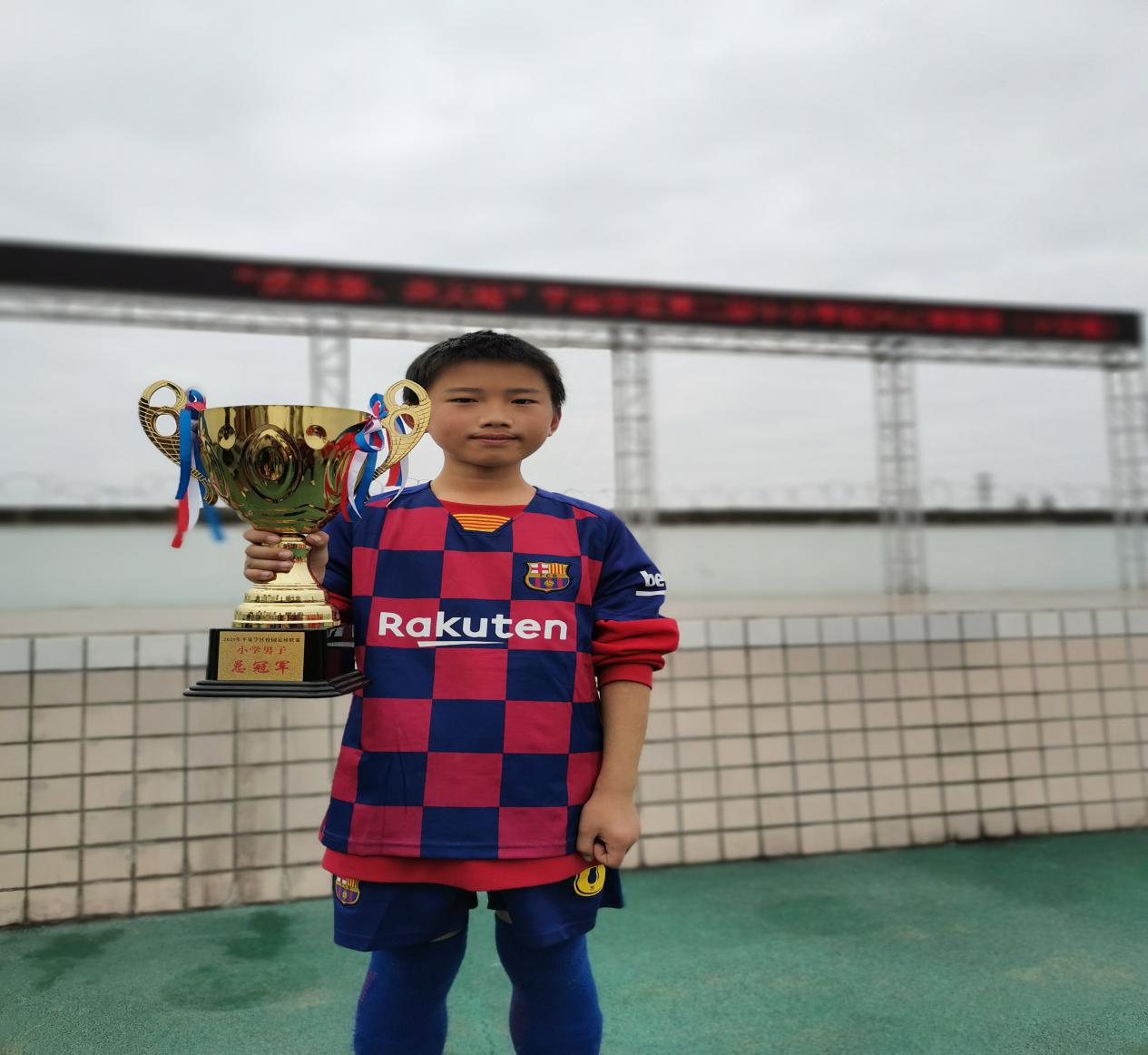 简阳市2018中小学生足球联赛,简阳市平泉小学2019足球队