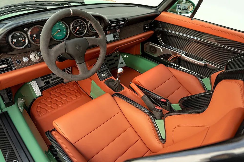 玩汽车玩具模型,玩玩具模型车