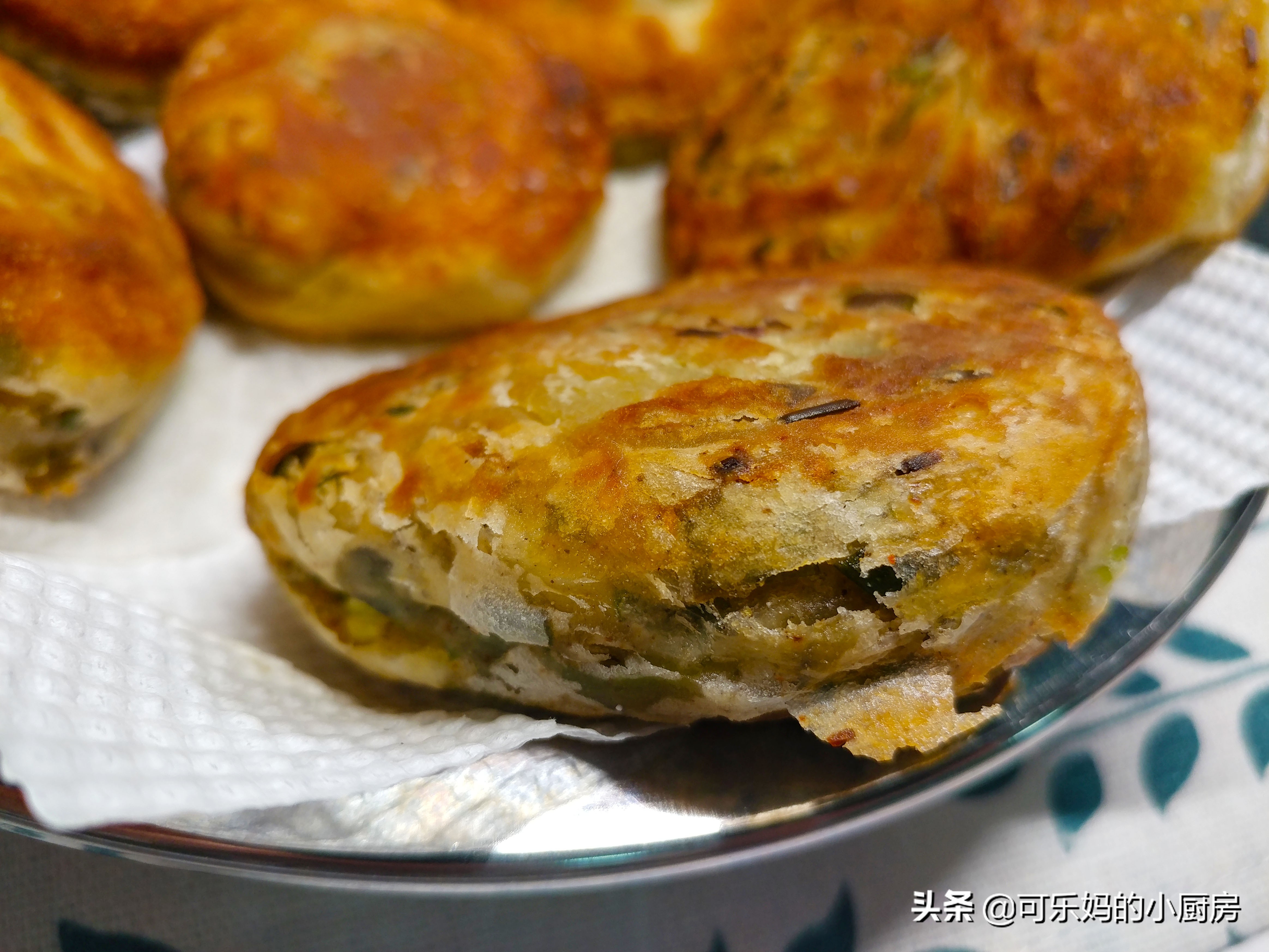 酥皮绿豆饼小吃,蛋挞皮酥皮绿豆饼