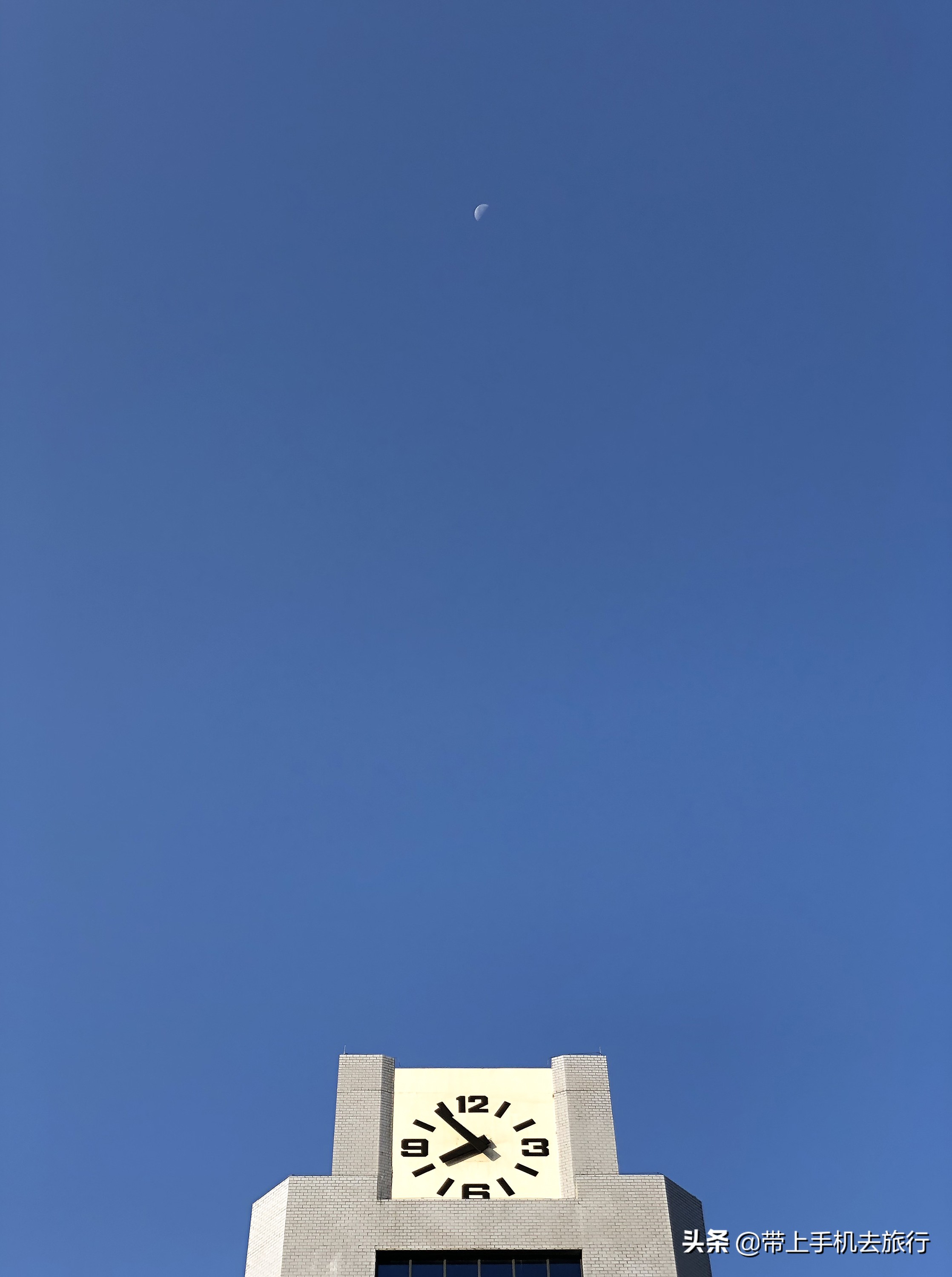 “减法”、虚化和“加法”，让画面瞬间干净简洁唯美