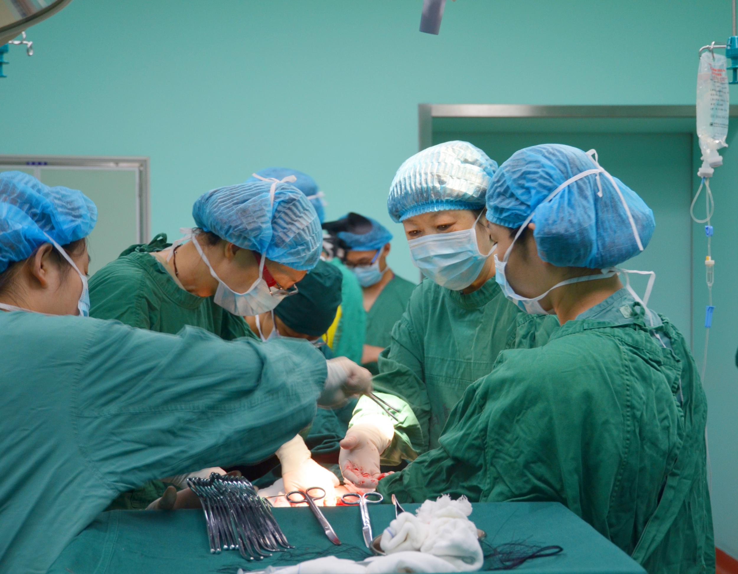 二胎妈妈大出血休克,二胎妈妈大出血