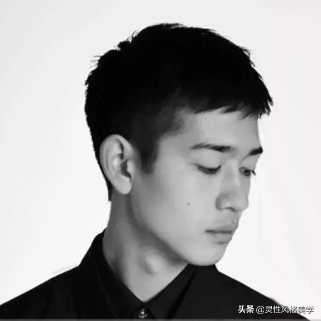 一款暖男必备发型,暖男发型推荐不烫