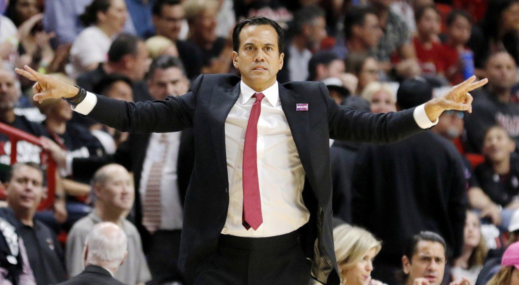 掀起篮球新革命影片分析师的总教练之路