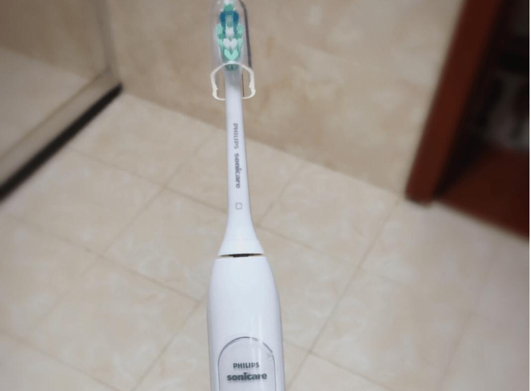 usmle电动牙刷和华为电动牙刷,usmile电动牙刷和飞利浦电动牙刷