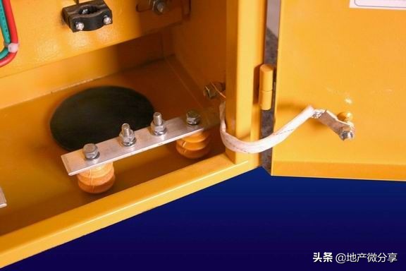 临时用电示意图及配电箱布置图,临时用电二级配电箱标准配置图纸