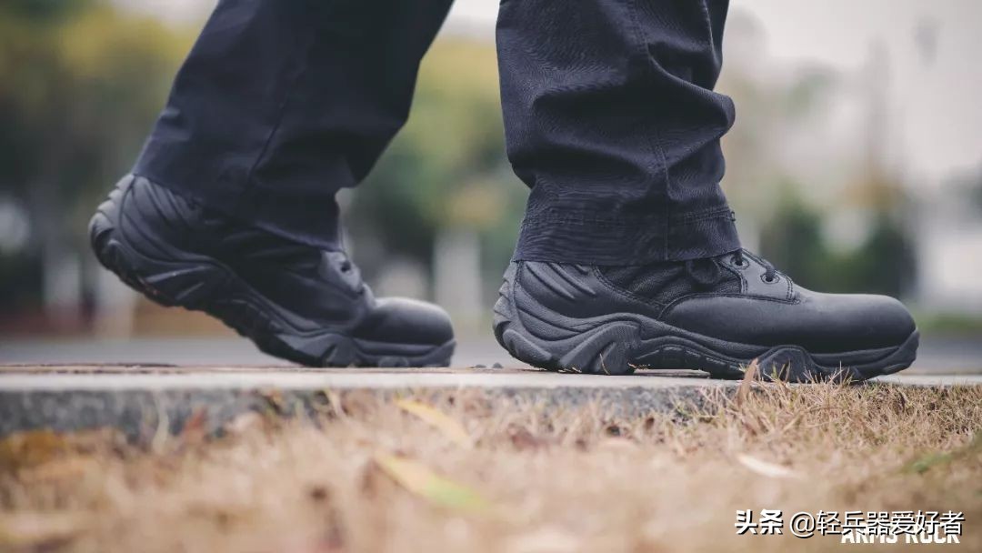 军靴防潮,作战靴真的适合日常穿吗