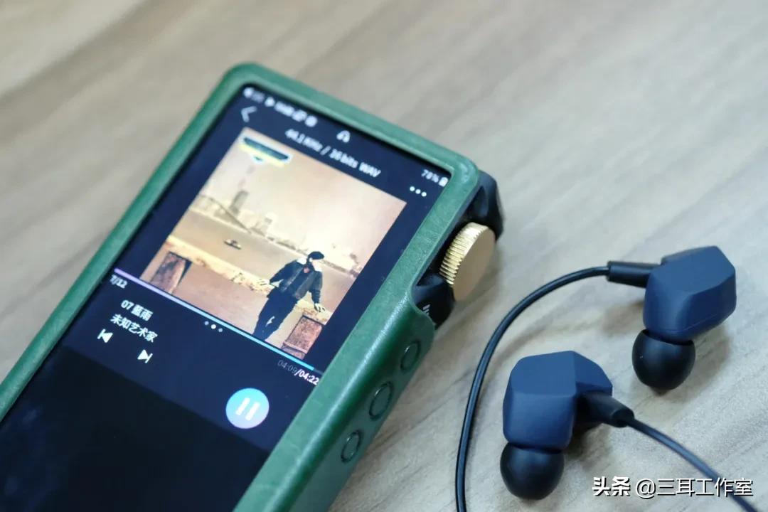 四款半入耳式耳机横评,入门hifi头戴耳机横评