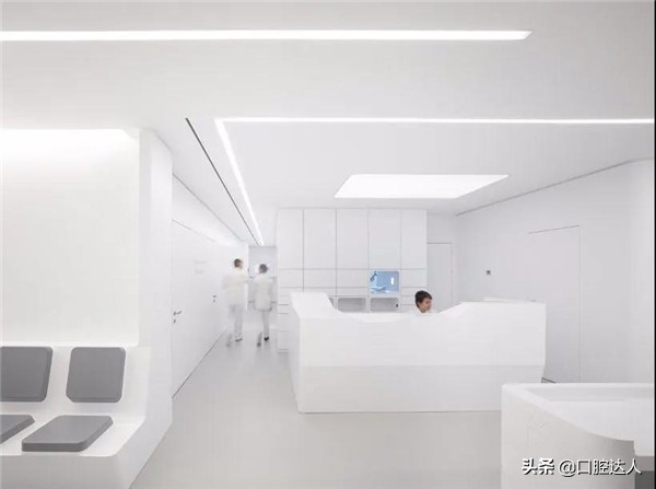 极简白色主题装修风格,现代风诊所装修风格