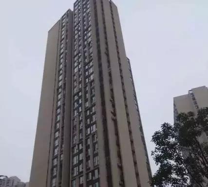 「企鹅前线」这件事不需要讨论,听我的,看看这个二手房榜单