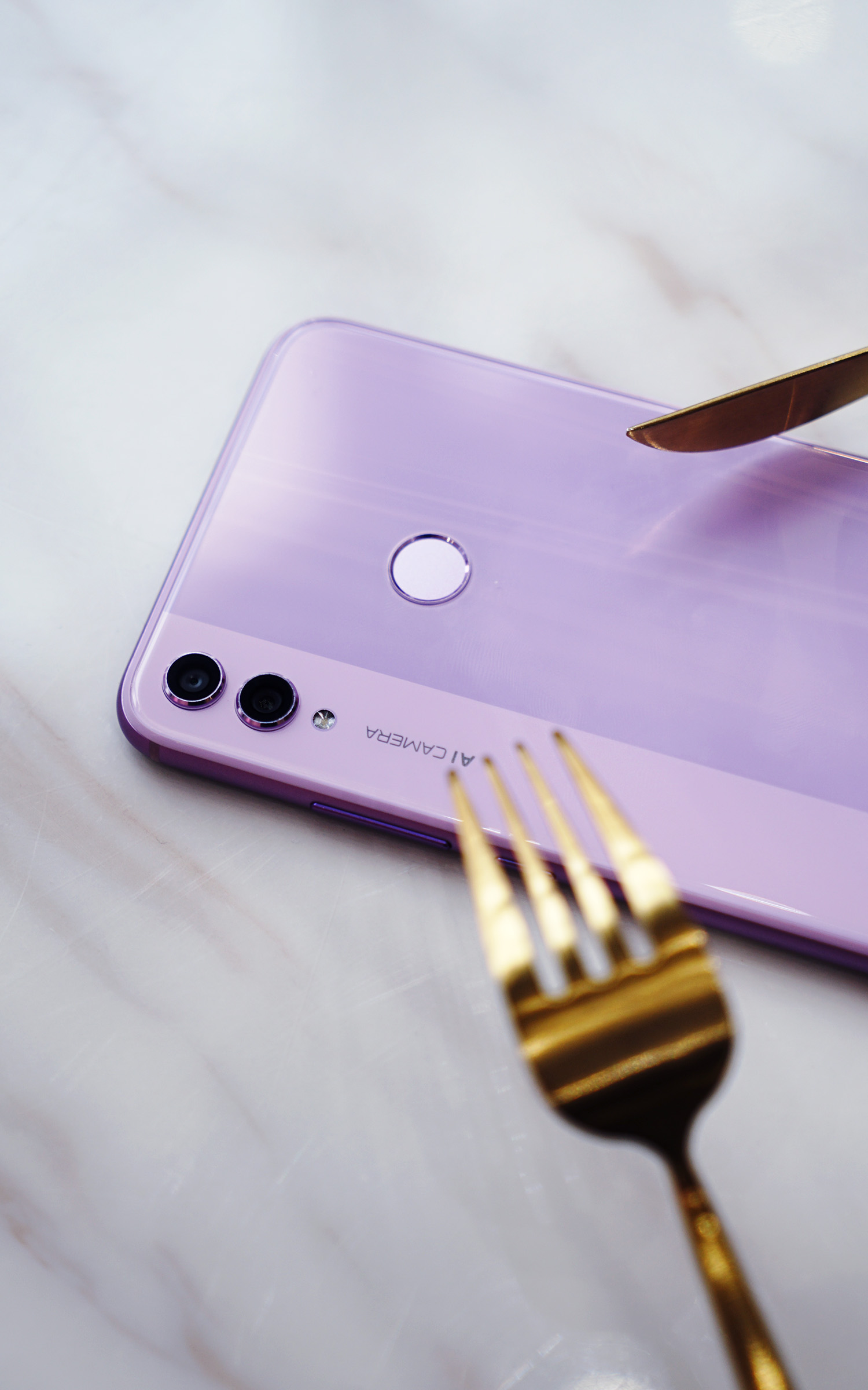 荣耀8x梦幻紫男生用,荣耀8x刚出有什么颜色