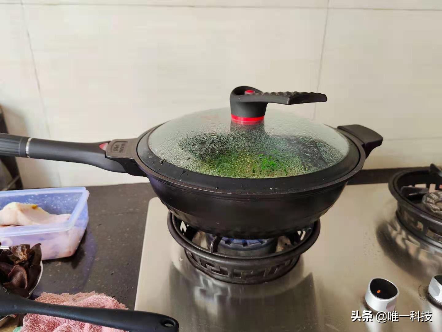 一锅多用的厨房利器——英国帝伯朗不粘锅体验报告