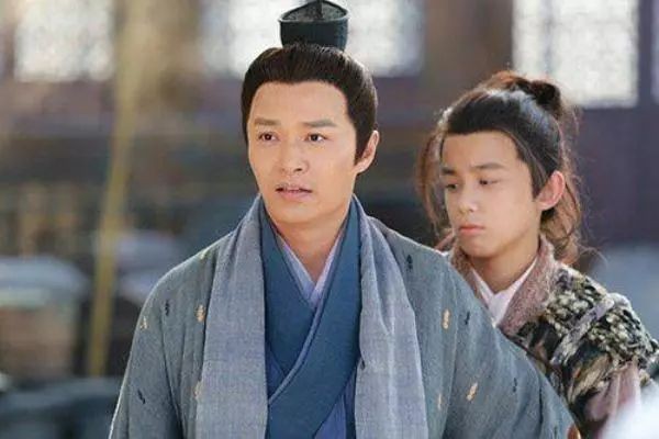 杨过打蒙古高手,杨过用玄铁剑战蒙古高手