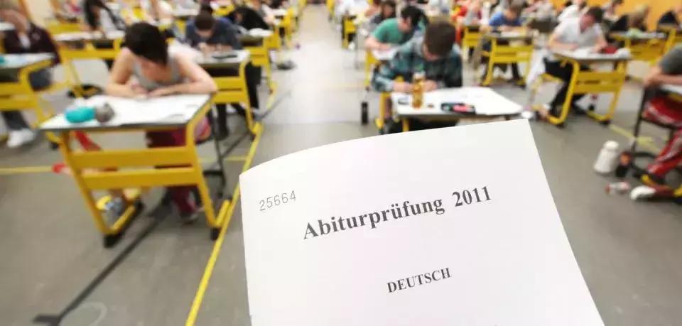 印度高考真的那么多人作弊吗,印度高考作弊多严重