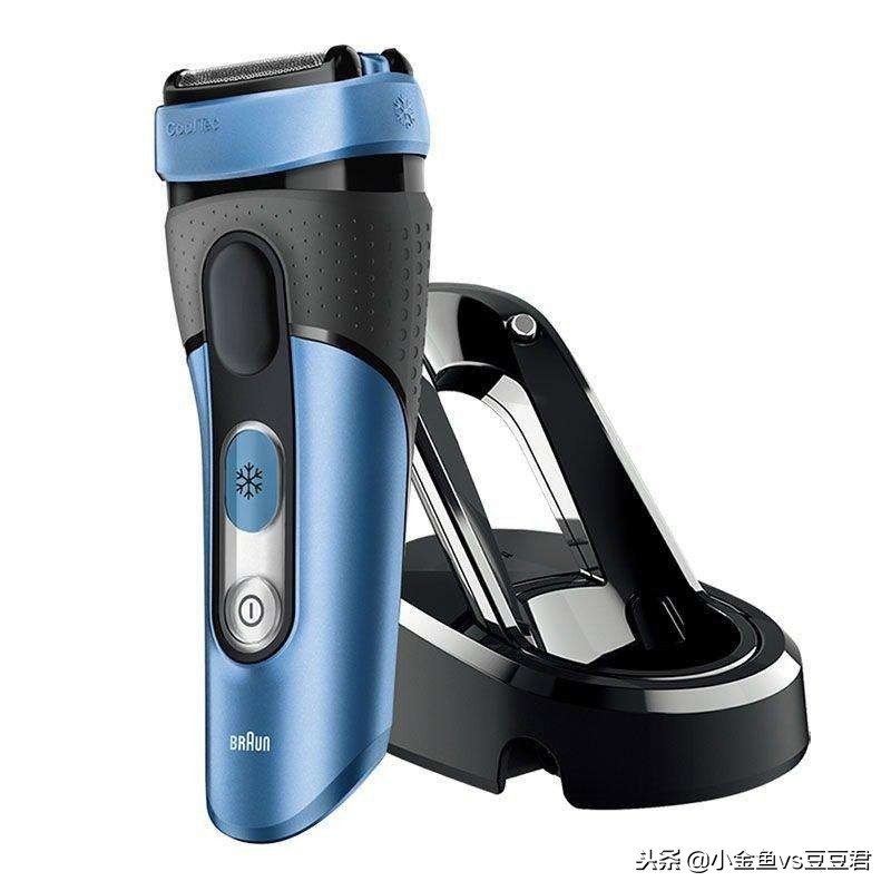 剃须刀哪个品牌好用性价比高,电动剃须刀多功能剃须刀三合一