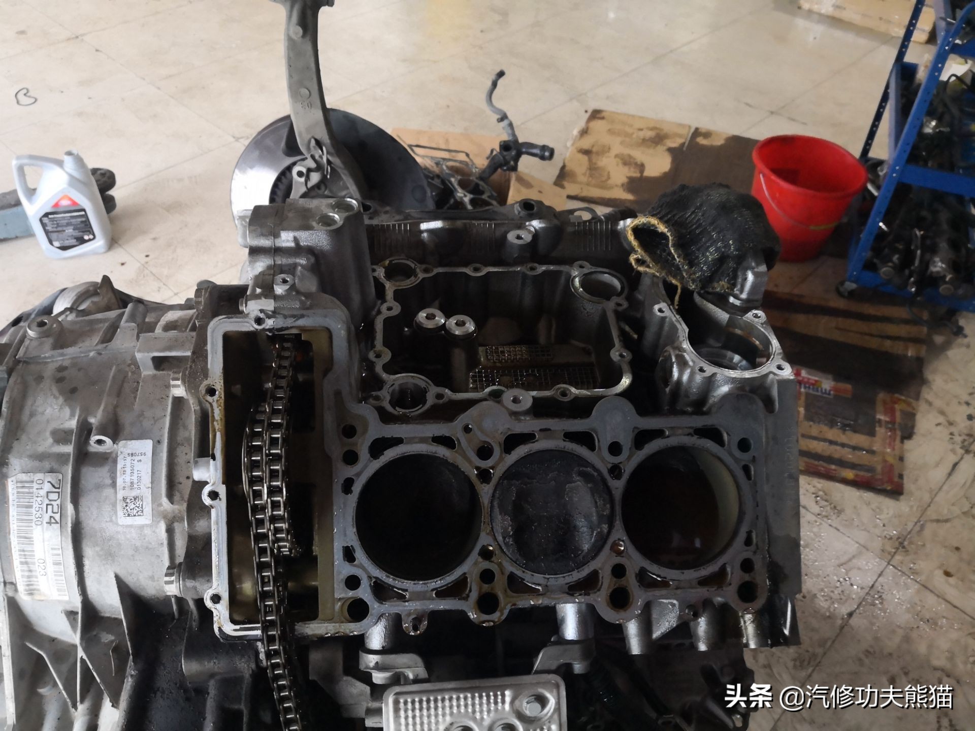 奥迪a8l烧机油严重有什么征兆,奥迪a8l烧机油现象普遍吗