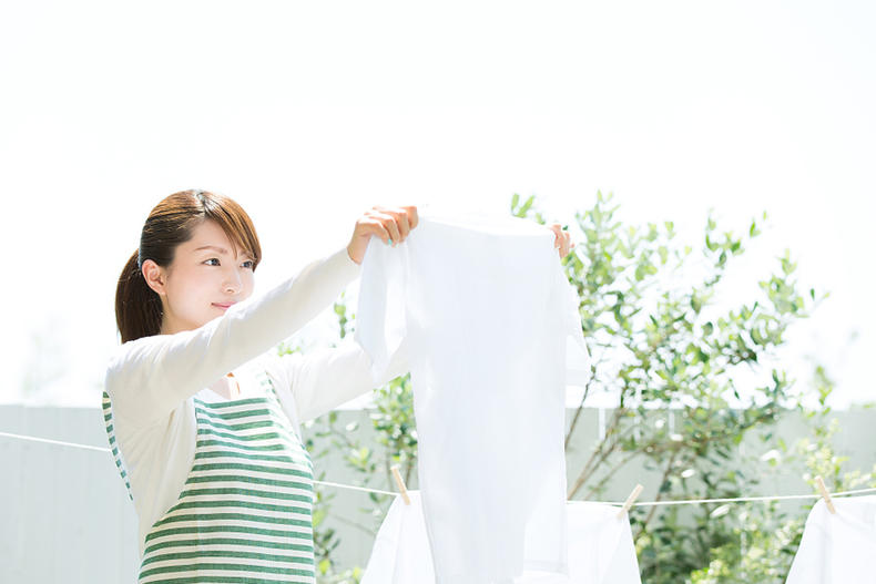 新衣服掉色掉毛怎么洗,新衣服洗了掉色的办法