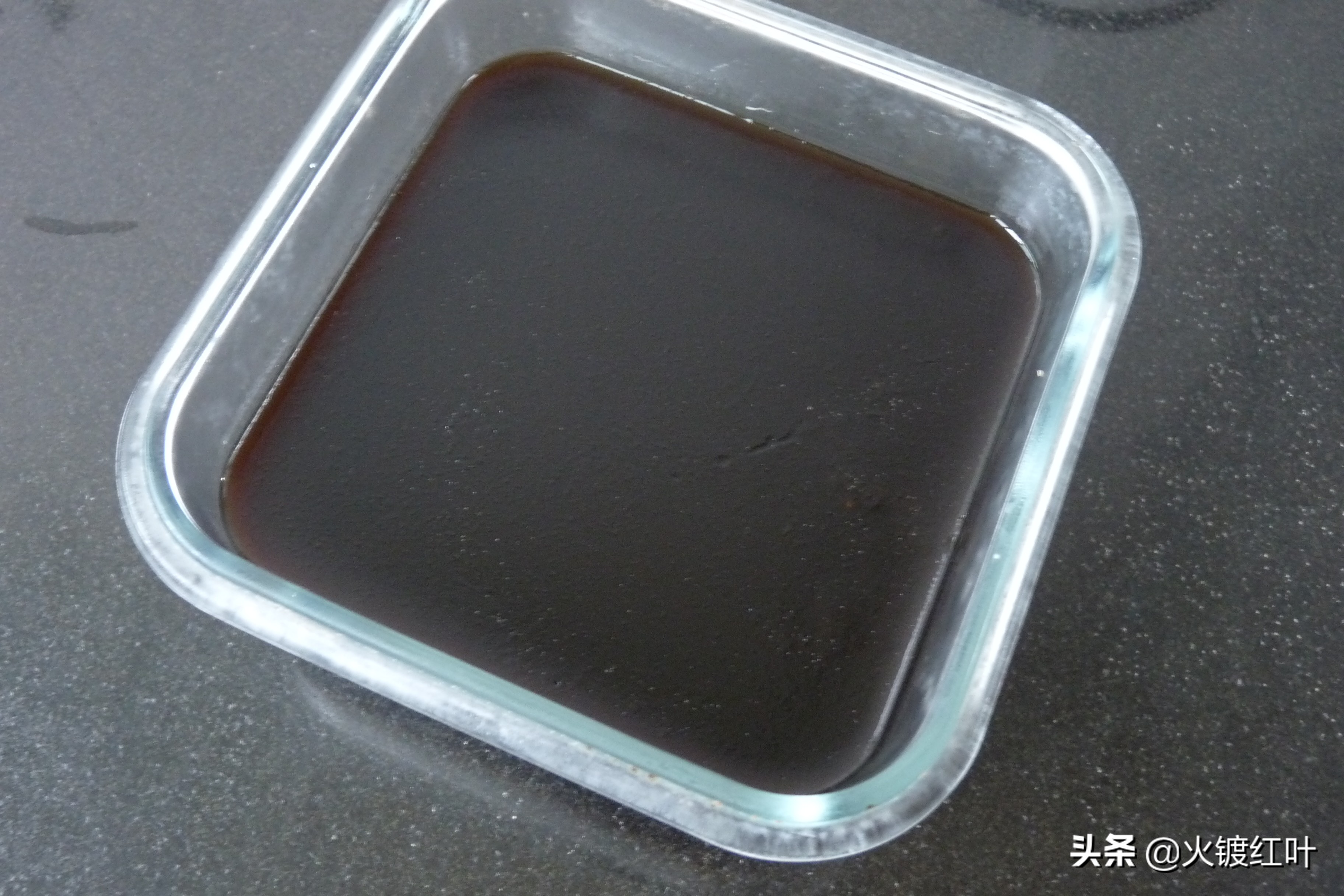 如何在家做消暑龟苓膏,自制龟苓膏清热消暑的必备饮品