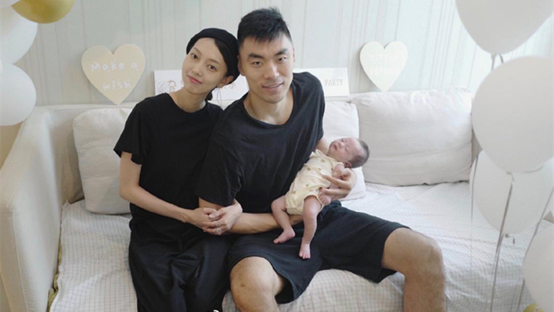 辽宁球员李晓旭球技怎么样,cba李晓旭全家照