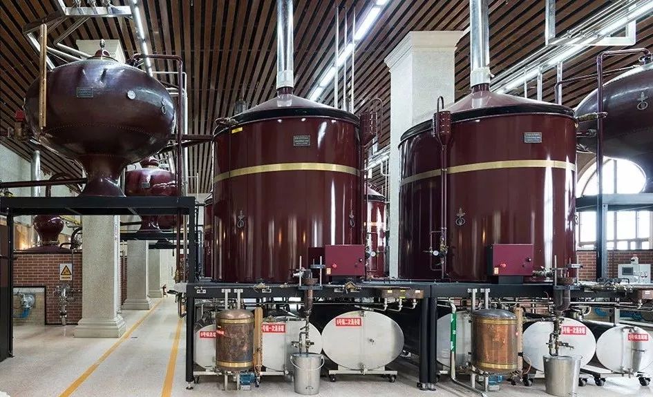 “可以用我的阿迪，换你脚上那双鞋吗？”