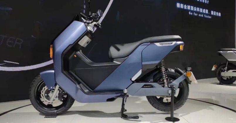 3款最新的高速电摩,3000以内电摩极速排行