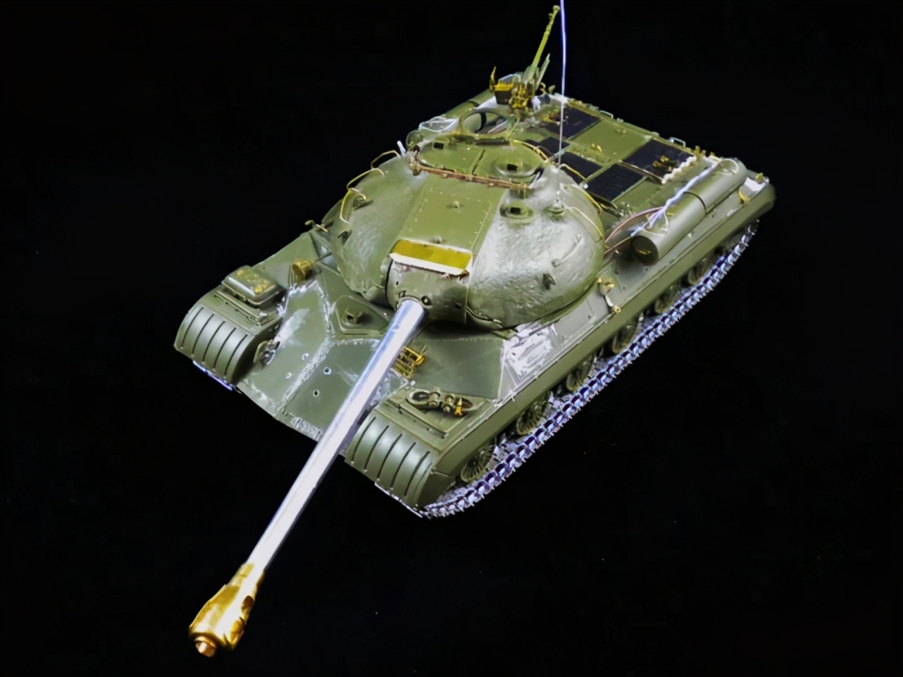 45元塑料坦克模型，精心制作半年，完工时太逼真！一万元也不卖